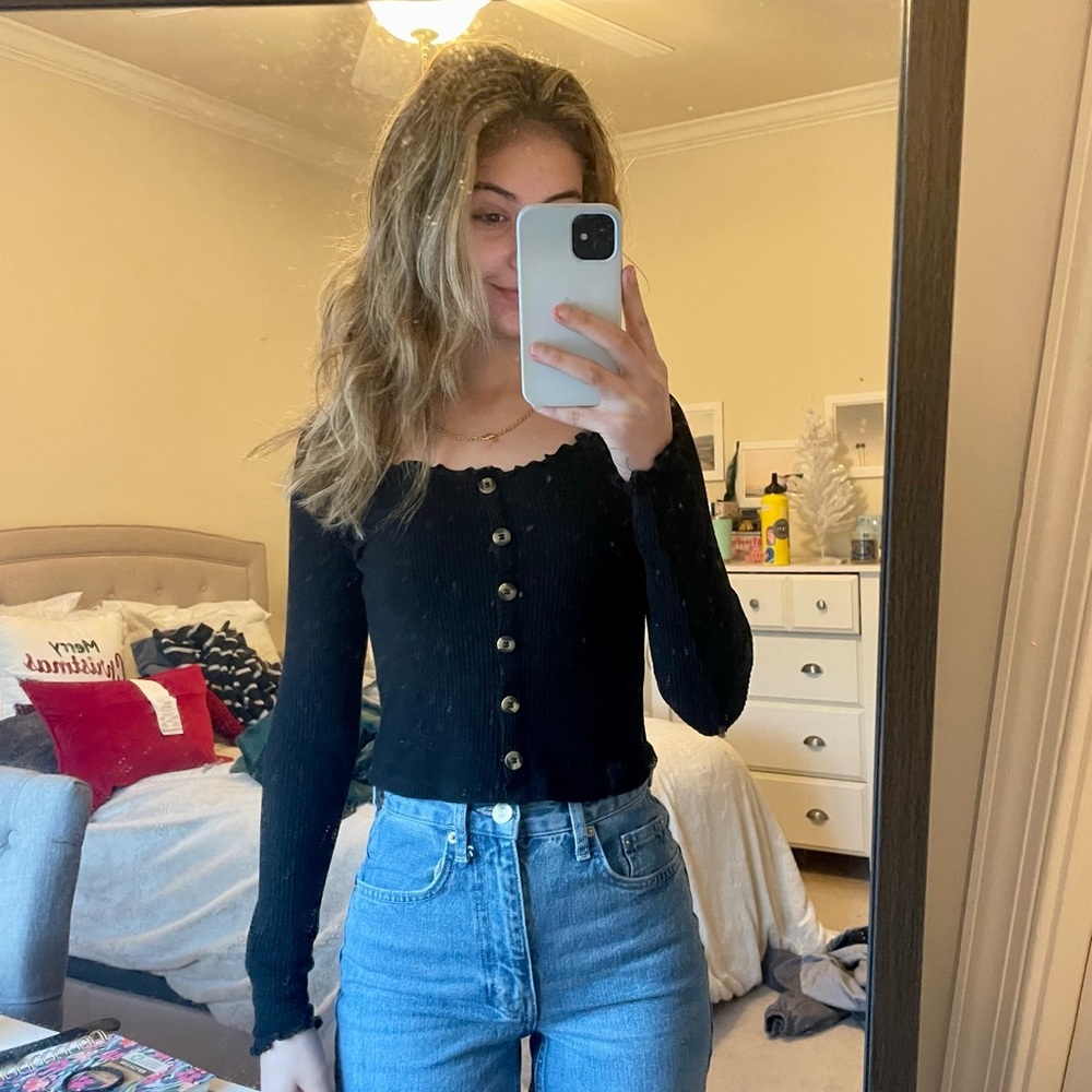 American Eagle sweater top